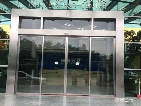 鋼化玻璃自動(dòng)門 鋼化玻璃自動(dòng)門